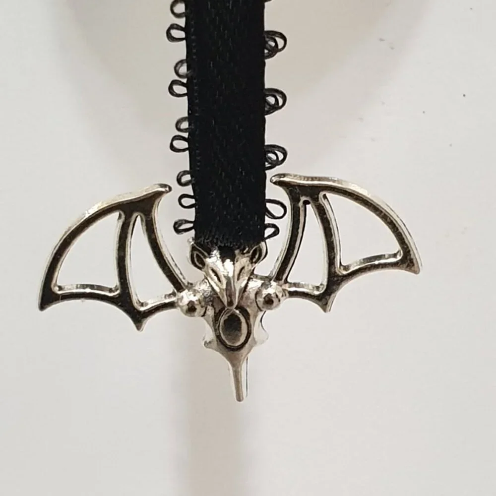 Totoro Gothic Bat Hanger Car Ornament Charm Wall Door Decor Halloween Accessory
